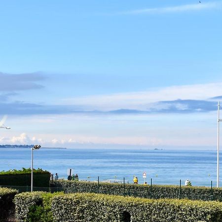 Villa neuve sur pilotis vue mer à 30m de la plage Plérin Exterior foto
